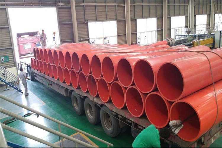 隧道塑膠模具2.jpg