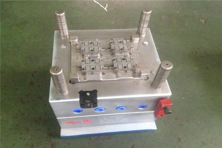 常用的注塑加工合金種類有很多，它們與低溫注塑模具材料也都有比較好的親和力